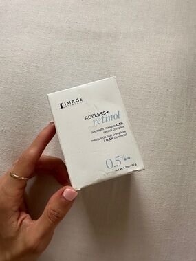 Ageless+ Retinol 0.5% Overnight Masque